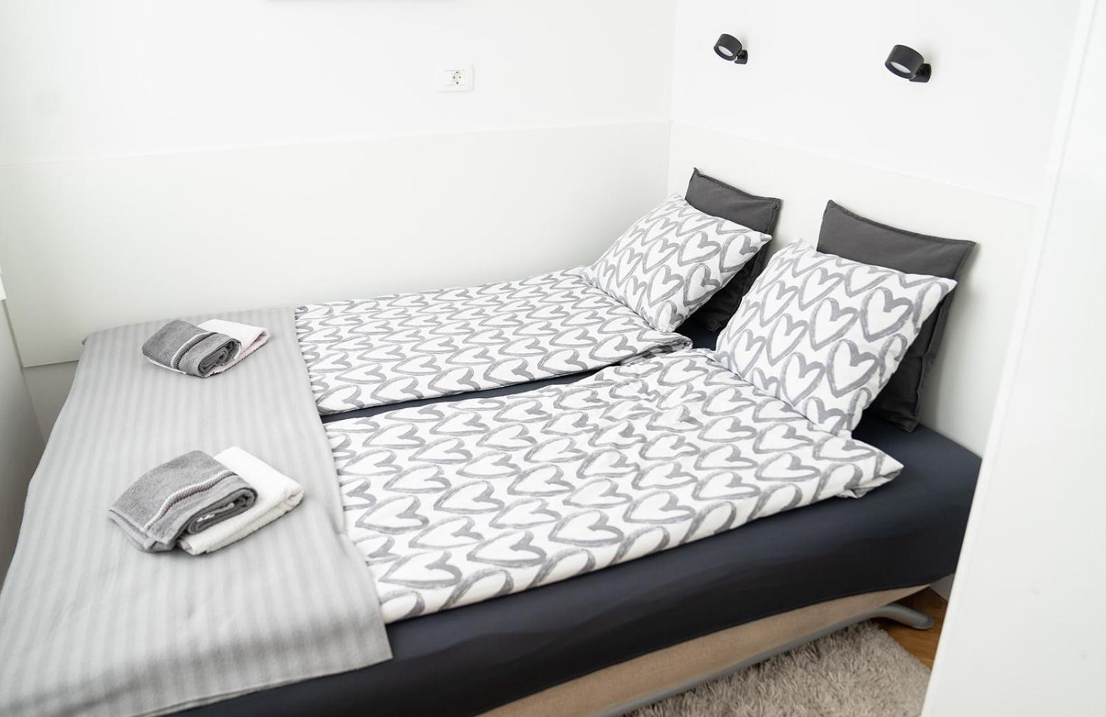 Casa De Dinca, 2 Bedroom, 6 Person, Free Parking Zone Zagreb Dış mekan fotoğraf
